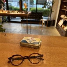 明日は定休日です